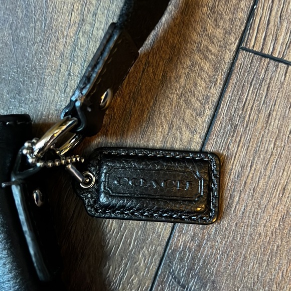Coach black leather crossbody small - Picture 4 of 6